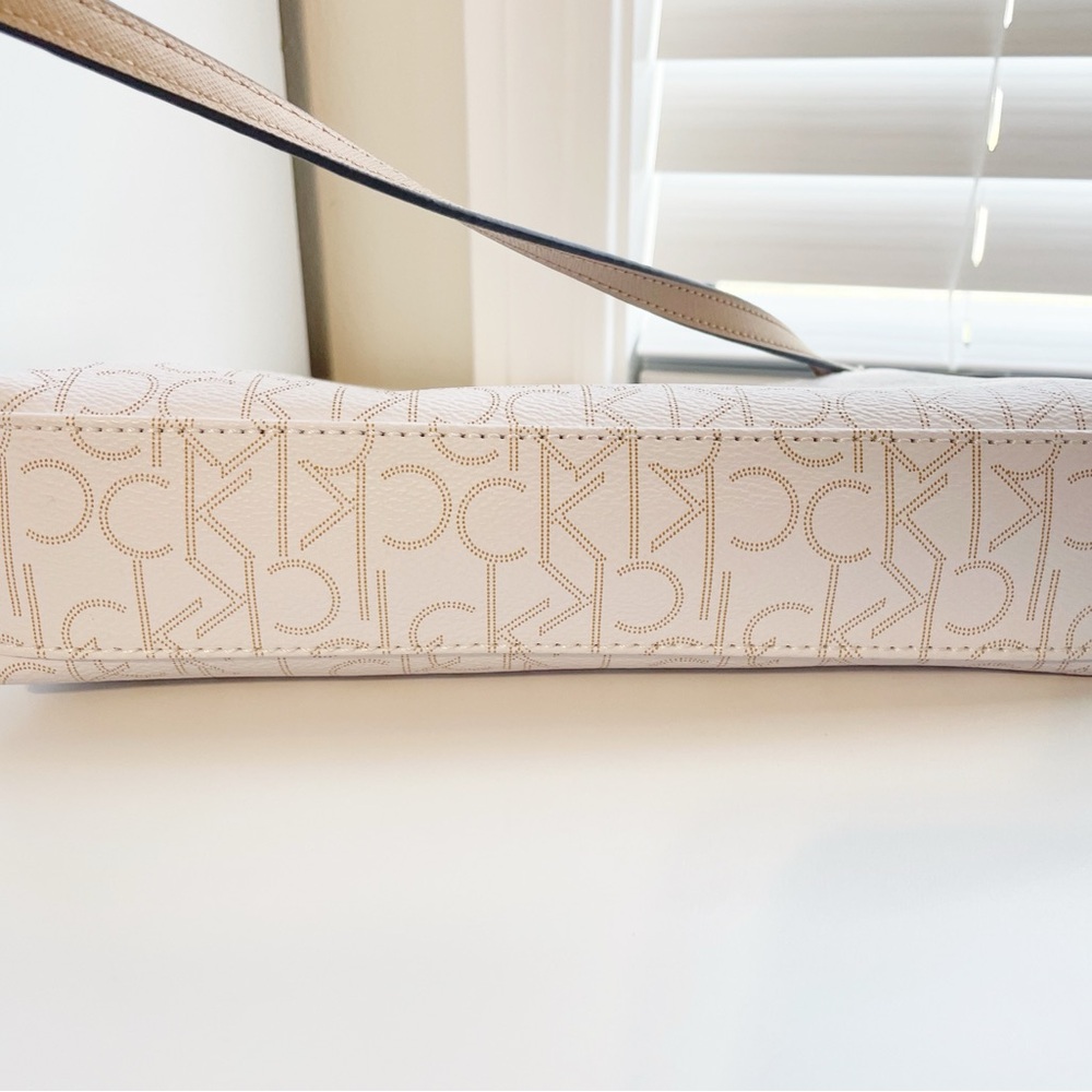 Calvin Klein Cream & Tan Logo-Print Crossbody Bag - Picture 7 of 12